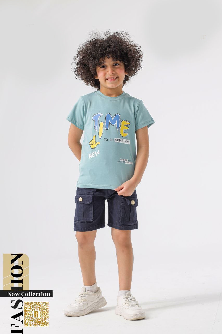 طقم "TIME TO DO SOMETHING" – تيشيرت قطن مريح مع شورت جبردين متعدد الجيوب  6000