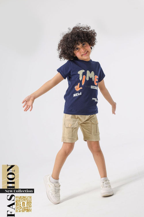 طقم "TIME TO DO SOMETHING" – تيشيرت قطن مريح مع شورت جبردين متعدد الجيوب  6000