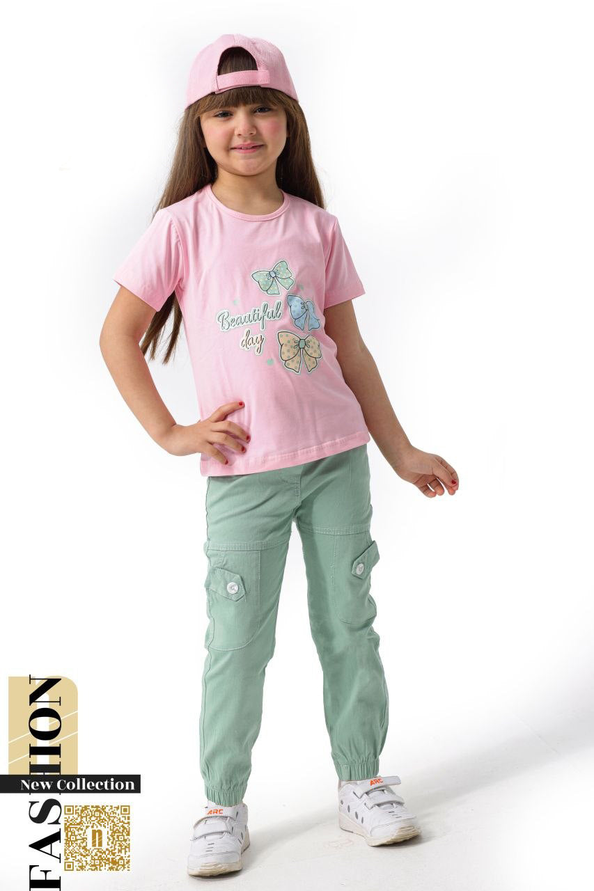 طقم بناتي "Beautiful Day" –  7006 تيشيرت مطبوع مع بنطلون كارجو جوجر