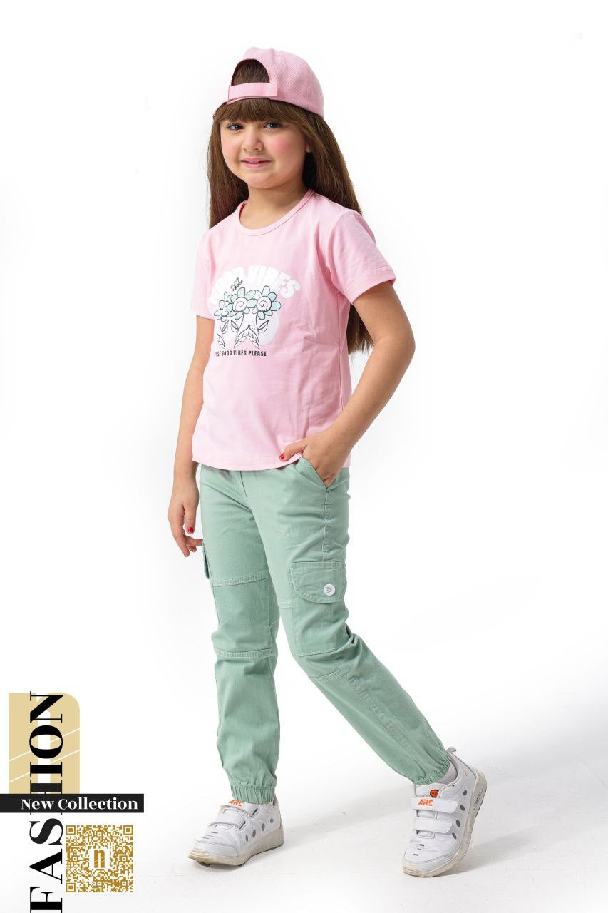طقم بناتي كاجوال "Floral Touch" – تيشيرت مطبوع + بنطلون كارجو  7004