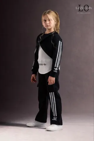 MODEL 15 | ADIDAS CROSSOVER COLOR BLOCK SET — صورة 2